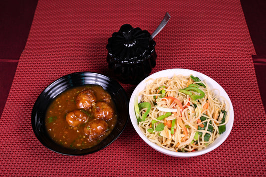 [Veg Combo] - Vegetable balls in Manchurian sauce with soft noodles